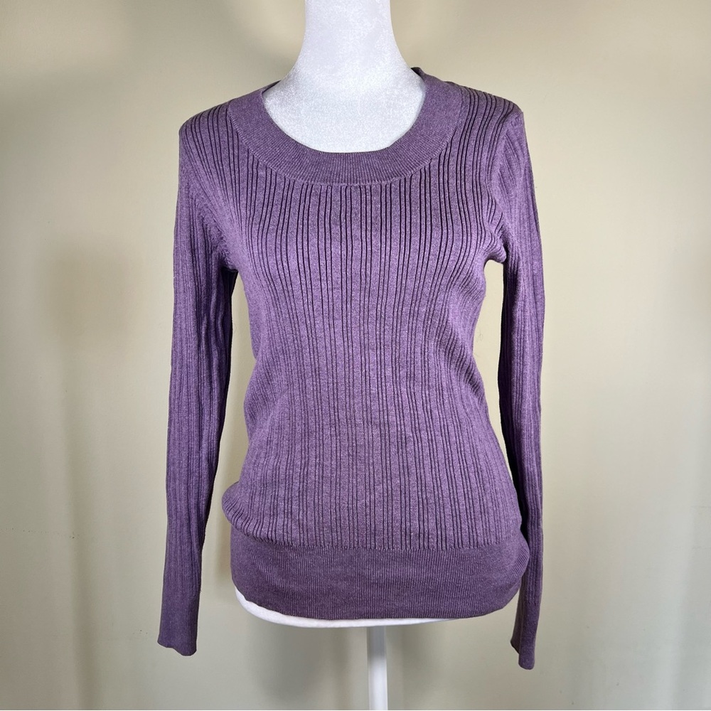 Lavender Ribbed Scoop Neck Sweater - Size Small